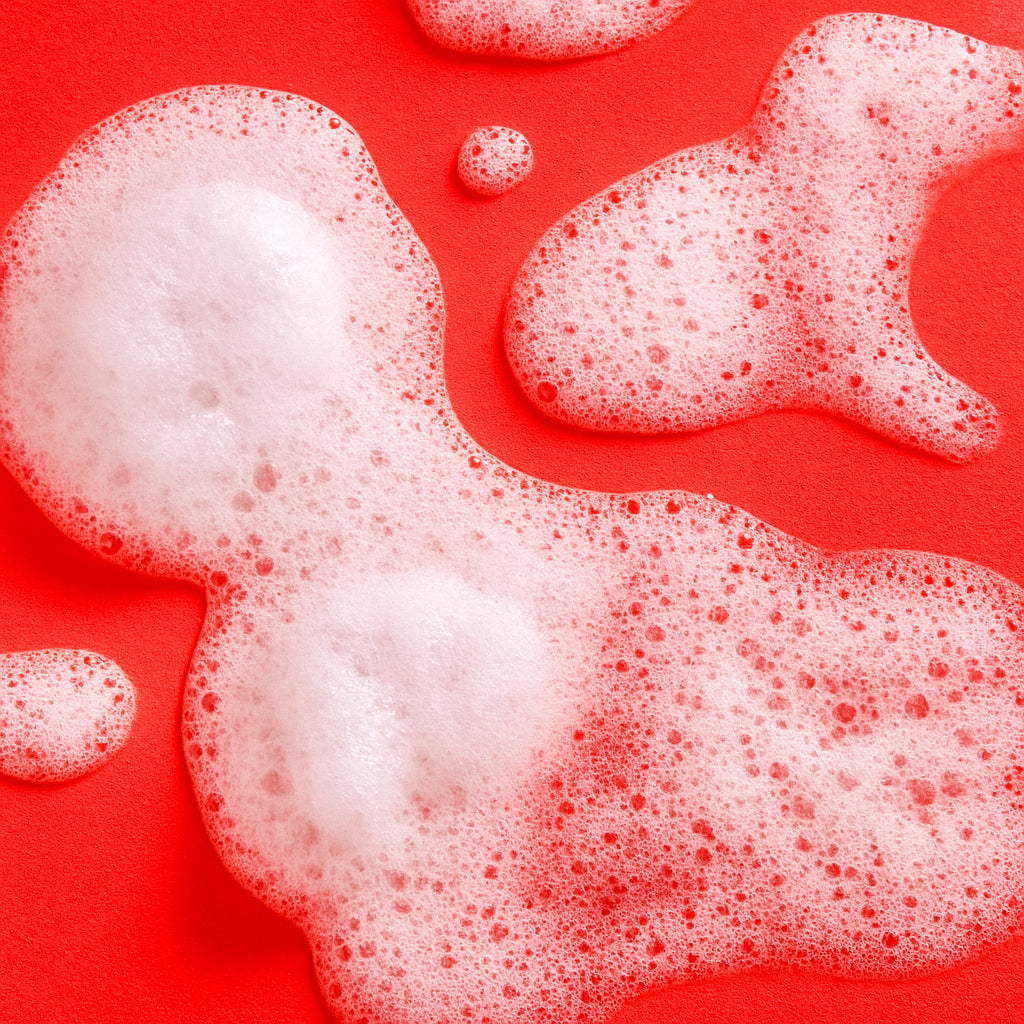 STRAWBERRY BODY WASH